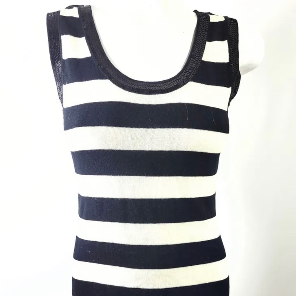 Glimmer by J.J Basics Striped Black Nordic White Sleeveless Sweater Dress Sze M